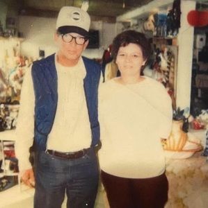 Meet your Posher, Sandy